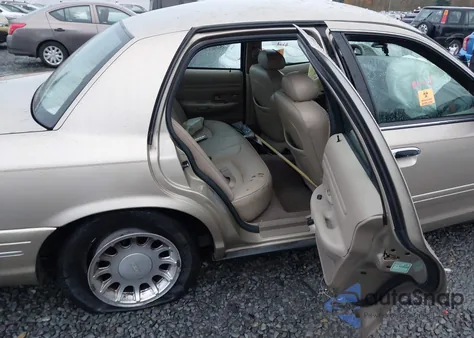 2000 Ford Crown Victoria Lx from USA, damaged, VIN 2FAFP74W9YX100422